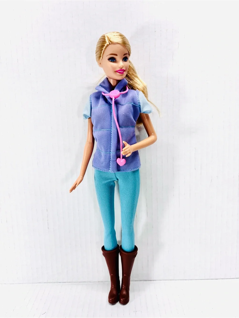 Barbie 2016 Farm Vet Sweet Orchid Play Set OOAK By Mattel Incomplete